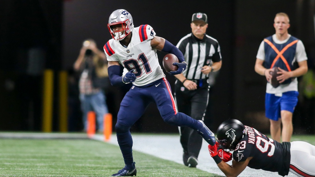 Mixed feelings from Patriots fans in reaction to Jonnu Smith trade