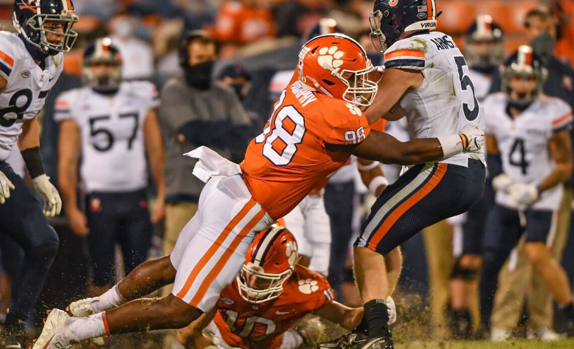 Two Tigers appear in the top 10 of this 2023 mock