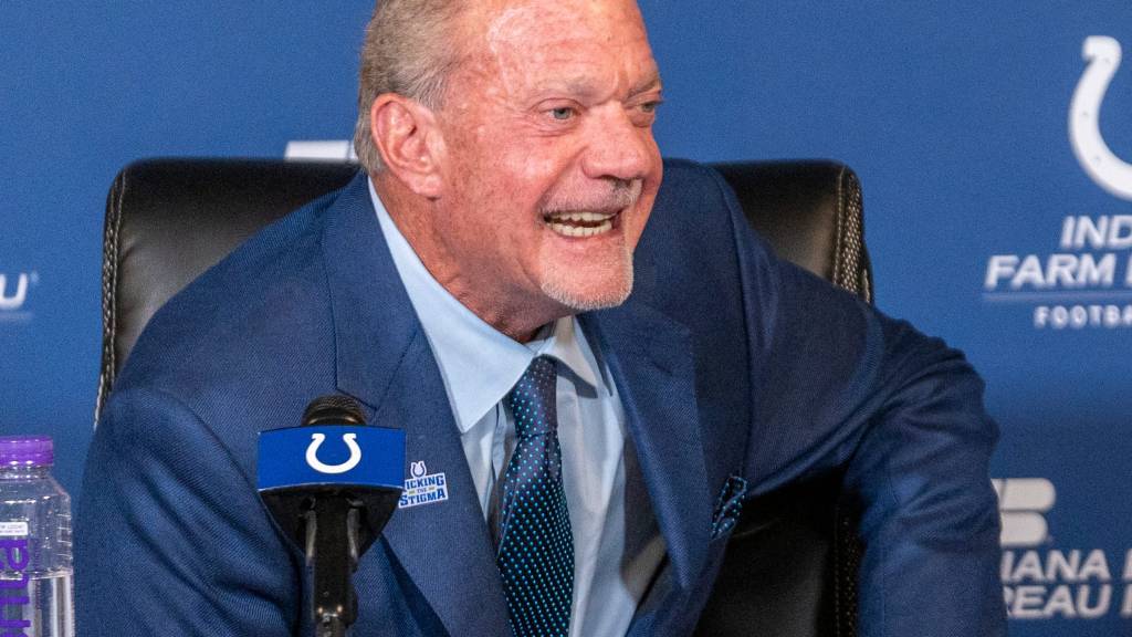 Colts owner Jim Irsay shows his team’s NFL draft hand