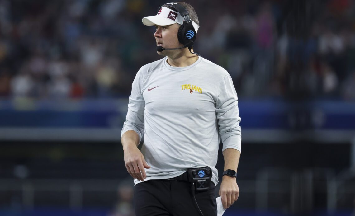 Experts look at Duce Robinson’s career choices and tension points
