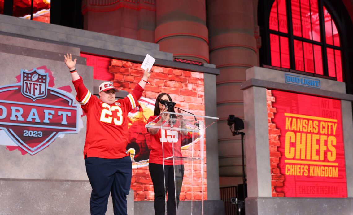 James Droz Announces Chiefs' Selection of Nic Jones with 250th Pick in the 2023 NFL Draft