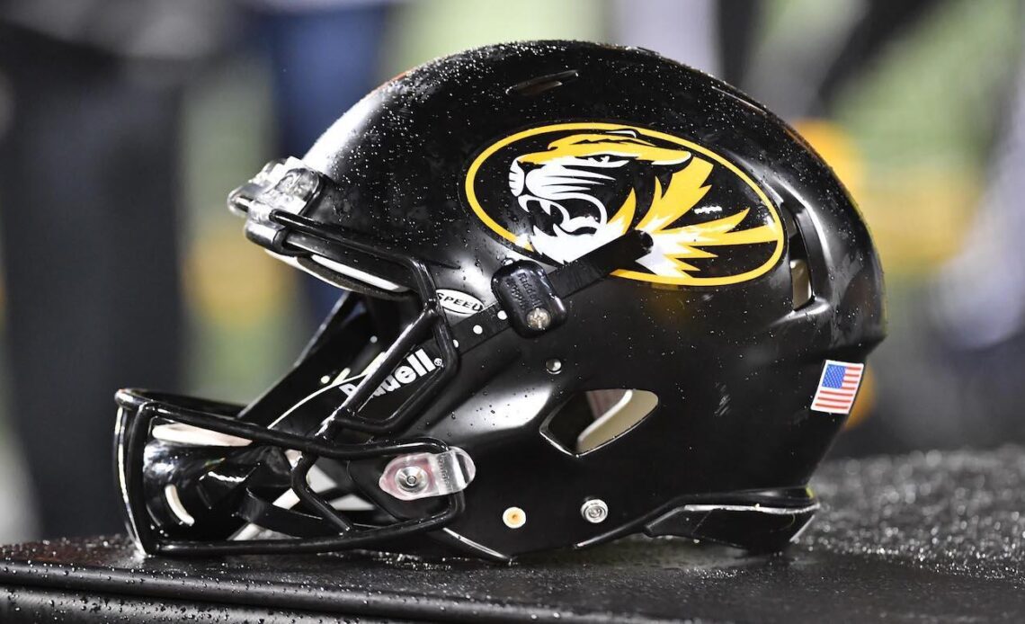 NCAA's state-by-state war over NIL benefits continues with Missouri law bumping right up to pay for play