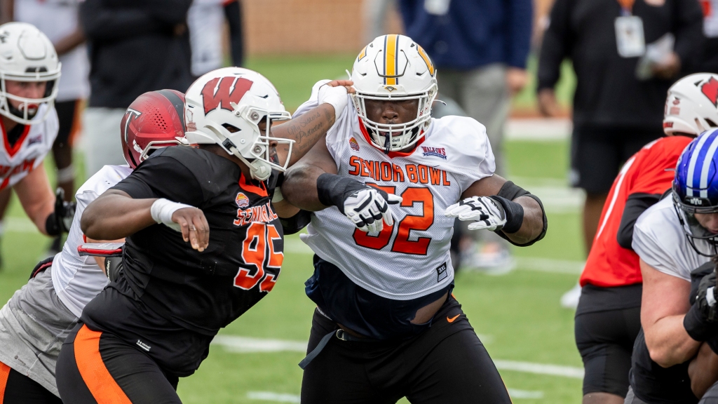 Raiders OL McClendon Curtis named one of NFL’s top undrafted free agent signees