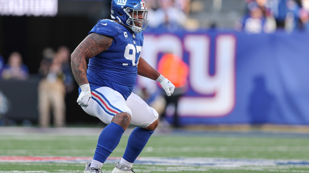 Twitter reacts to Dexter Lawrence’s extension