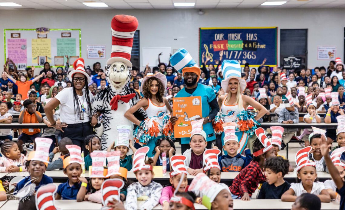 Miami Dolphins Visit North Lauderdale Elementary School for Dr. Seuss Day 