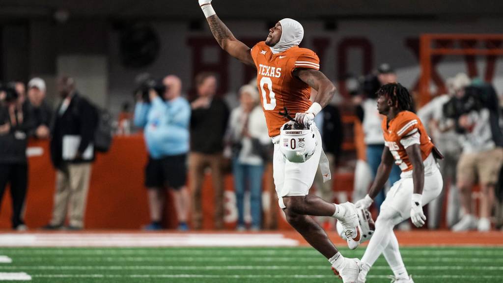 No. 7 Texas clinches Big 12 Championship game berth