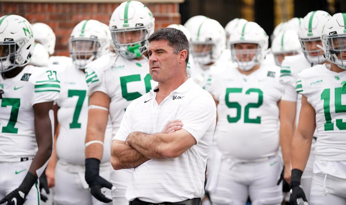 Oklahoma Promotes Seth Littrell, Joe Jon Finley To Offensive ...