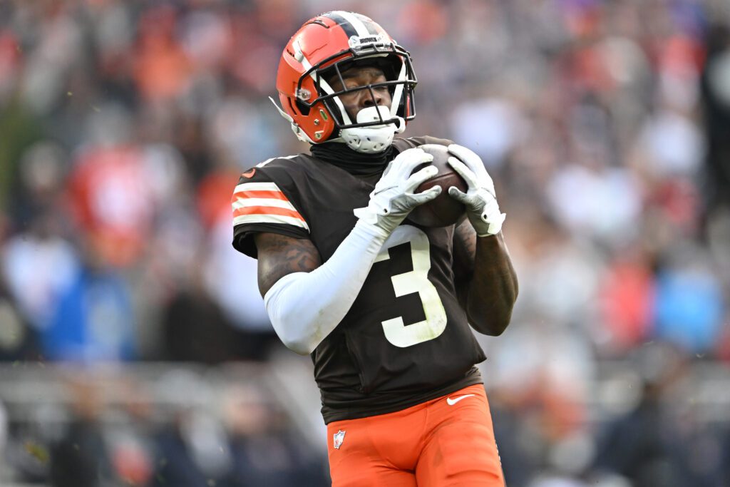 David Njoku, Amari Cooper Lead Top Offensive Graders Vs. Bears - VCP ...