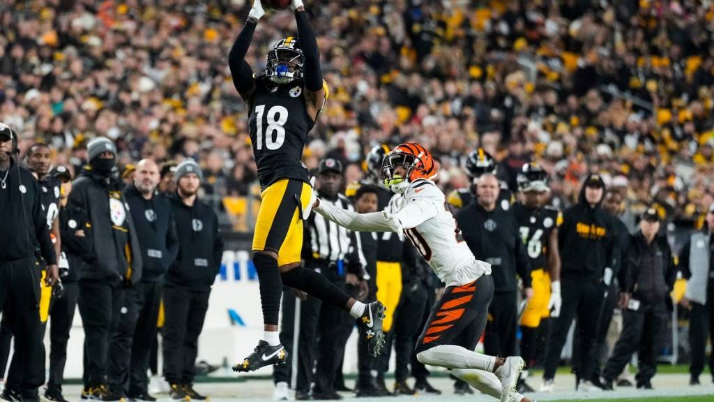 Diontae Johnson player props odds, tips and betting trends for Week 17