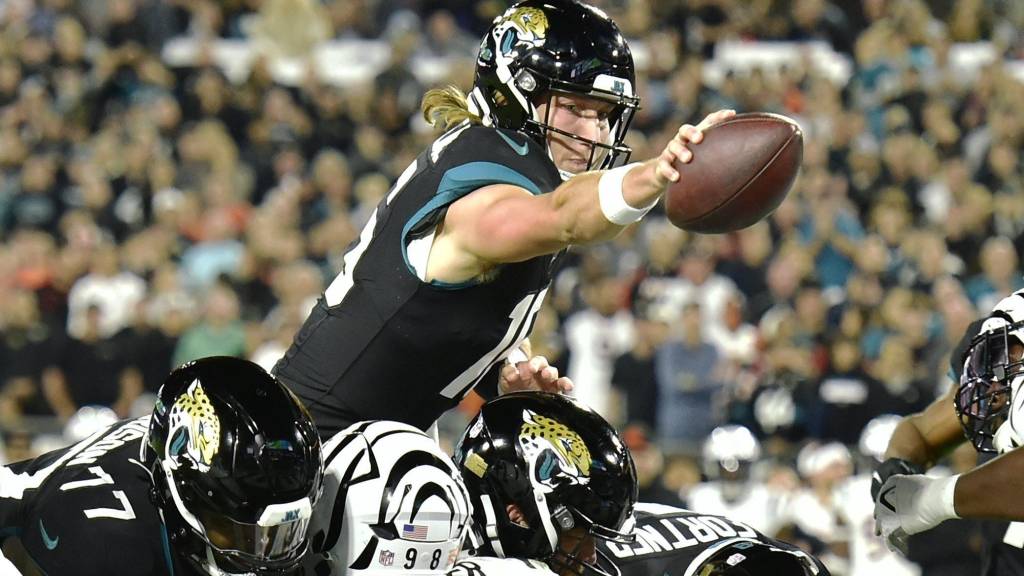 Trevor Lawrence’s Goal Line Stretch Is ‘terrifying’ To Jaguars Coaches ...