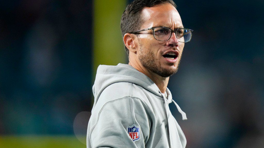 Mike McDaniel discusses Dolphins disappointing red-zone trips