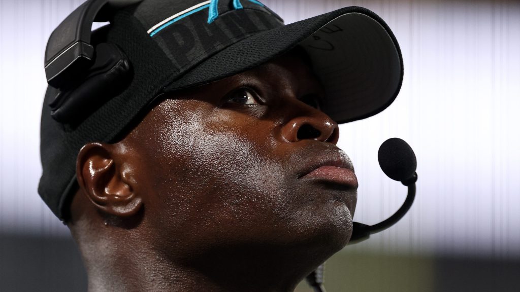 Panthers reportedly intrigued by pairing DC Ejiro Evero with new HC