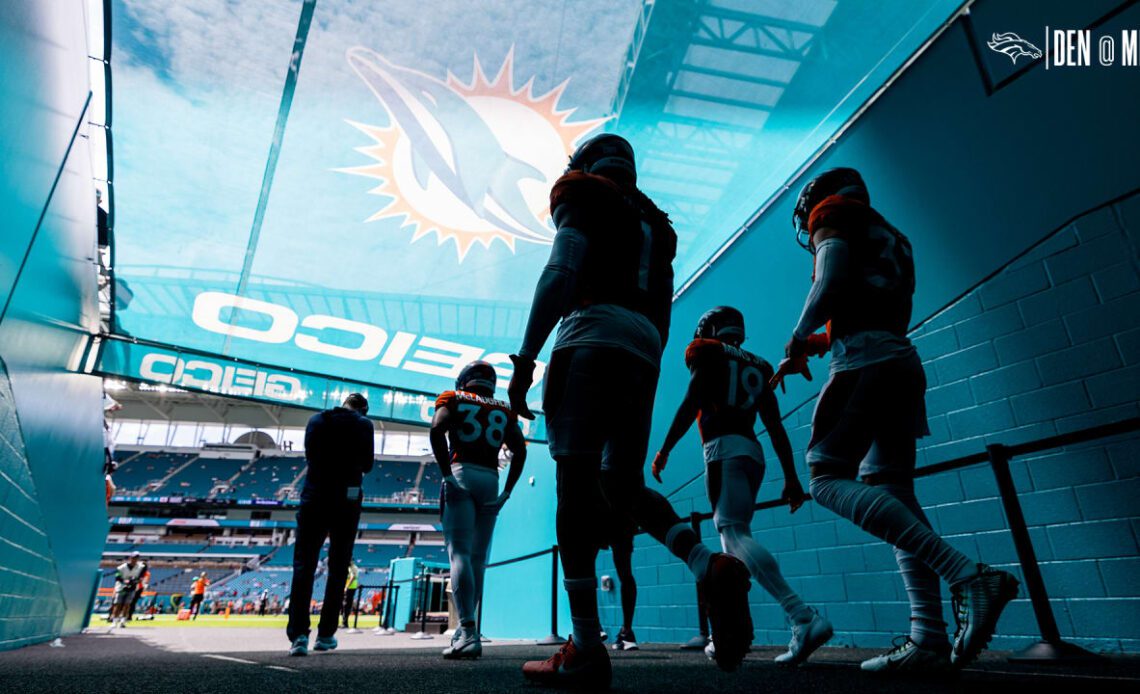 The Broncos team photographers' favorite photos from Week 3 vs. the Dolphins