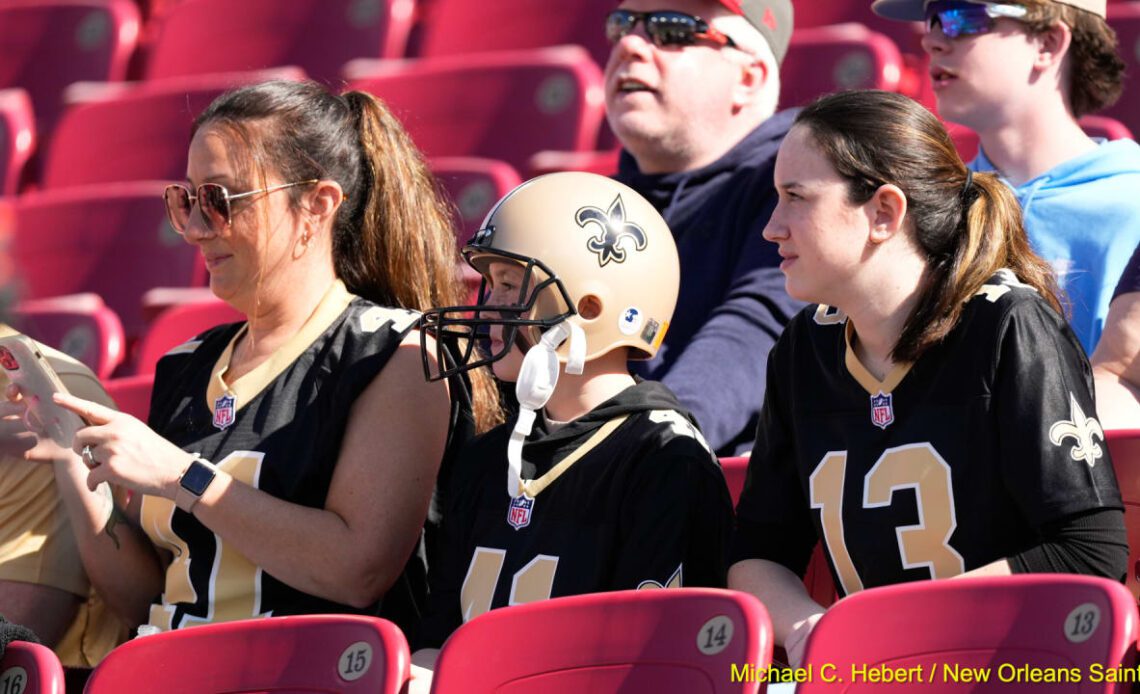 Photos: Fans | Saints at Buccaneers