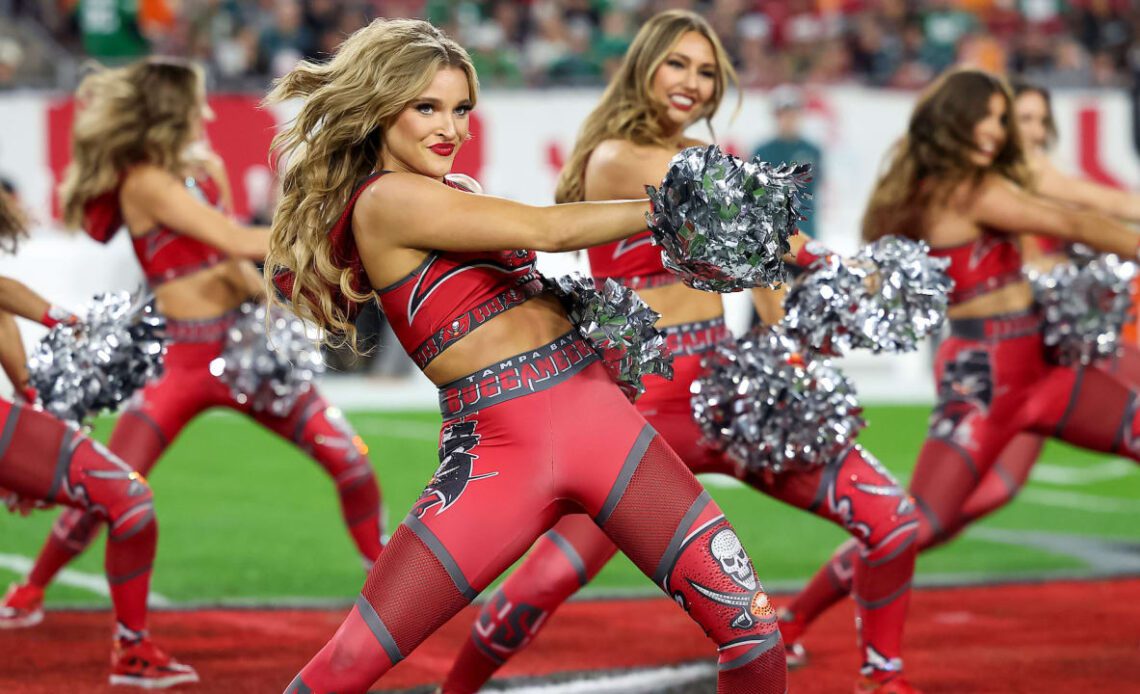 Bucs Cheerleaders Photos from Eagles vs. Bucs Wild Card Game 