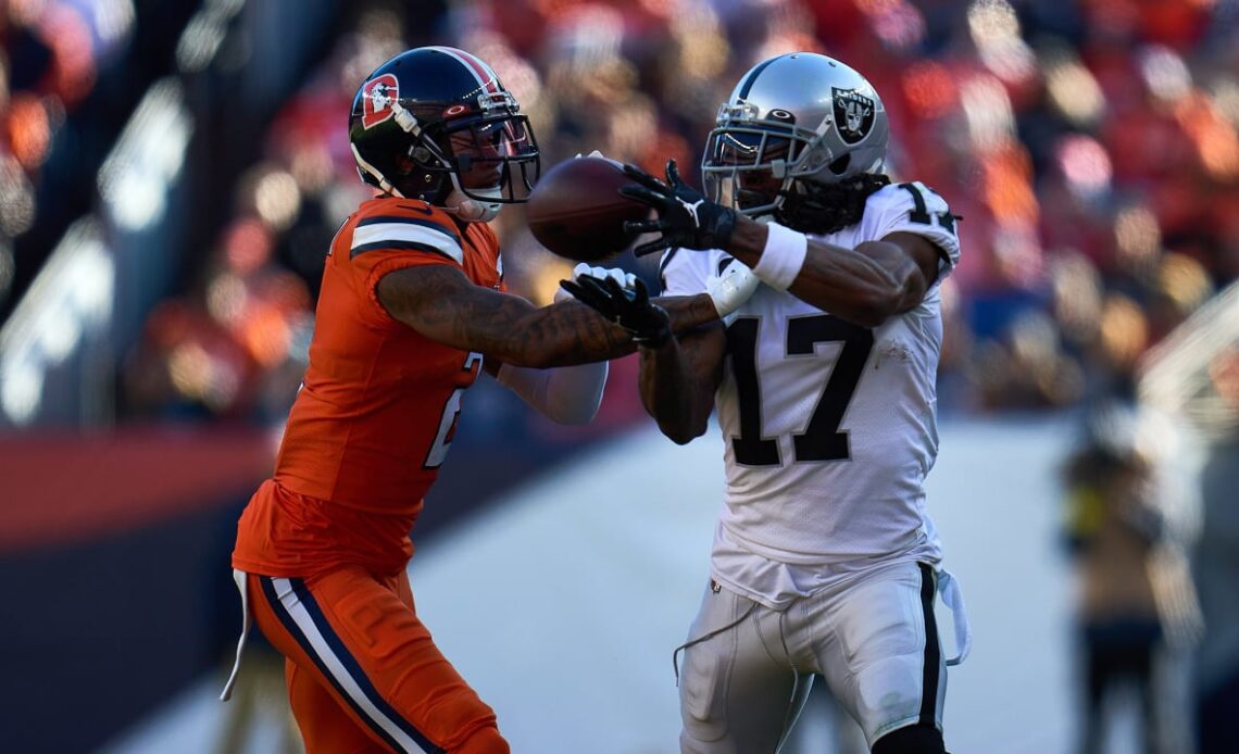Raiders seek eight in a row against the Denver Broncos