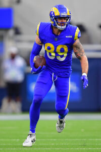 Rams Fear Torn ACL For TE Tyler Higbee