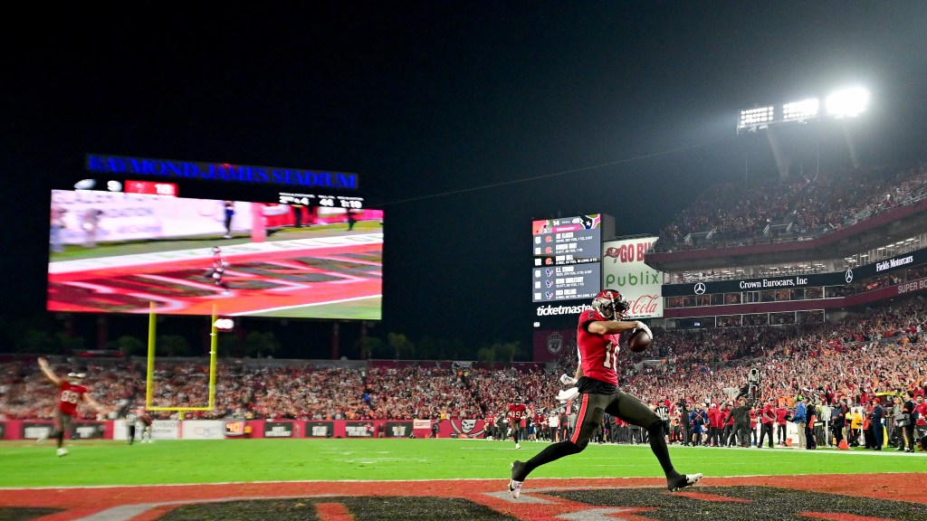 Trey Palmer scores first playoff touchdown