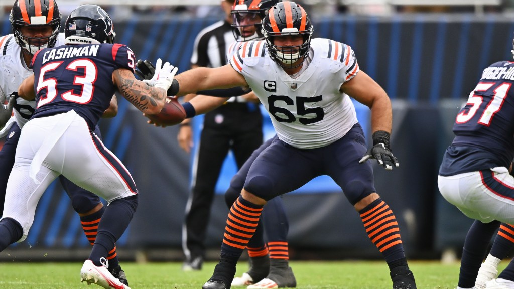 Bears cut two veterans for cap purposes who could interest the Lions