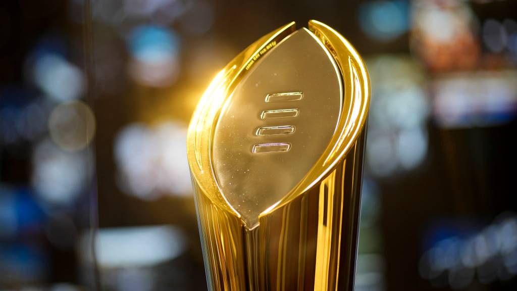 CFP committee makes qualifying changes and releases Playoff dates
