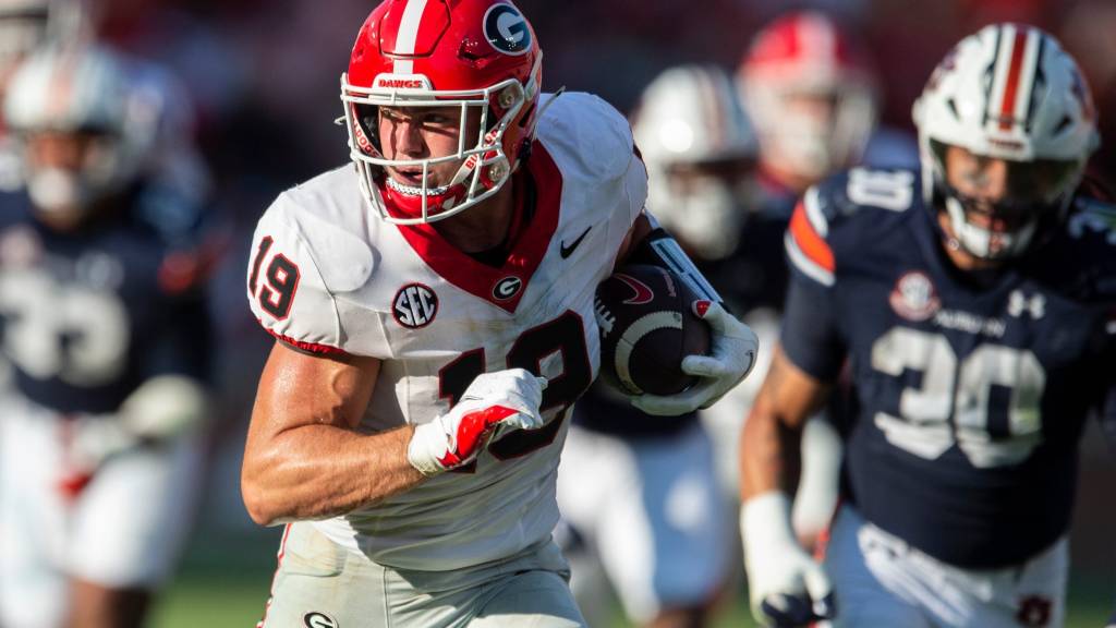 Chargers listed as betting favorite to select Brock Bowers