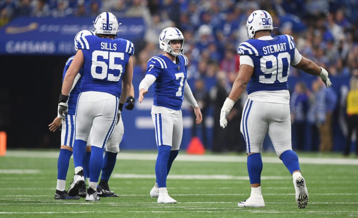 HIGHLIGHT | Matt Gay brings Colts within eight via 52-yard field goal