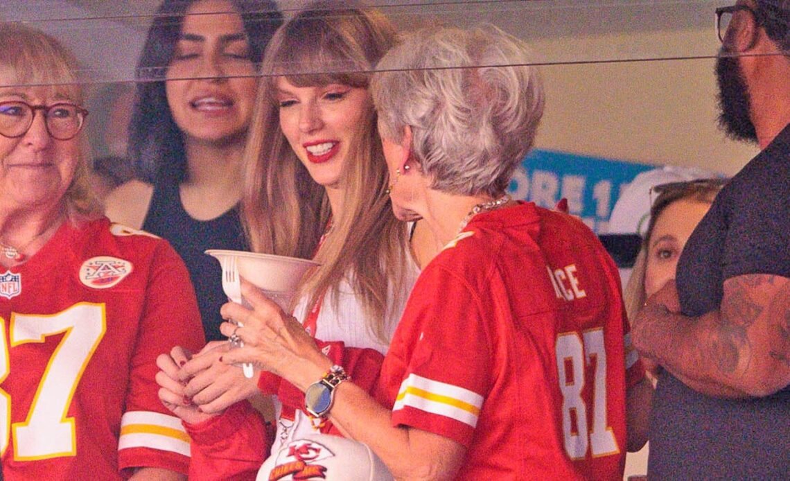 Taylor Swift now the most famous NFL fan ever? A look at every team's most well-known celebrity supporters