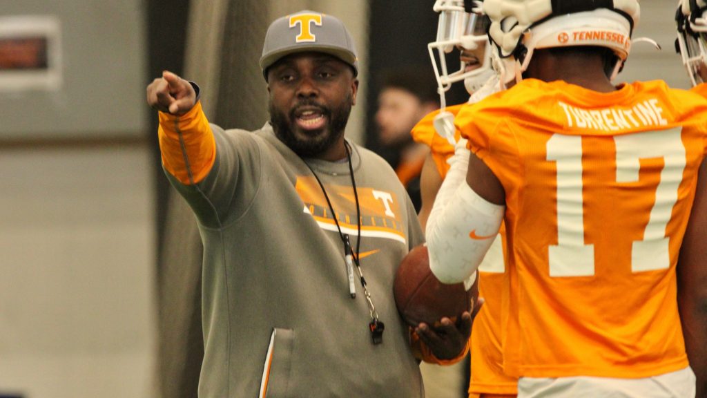 Everything Tim Banks said after Vols' second spring football practice