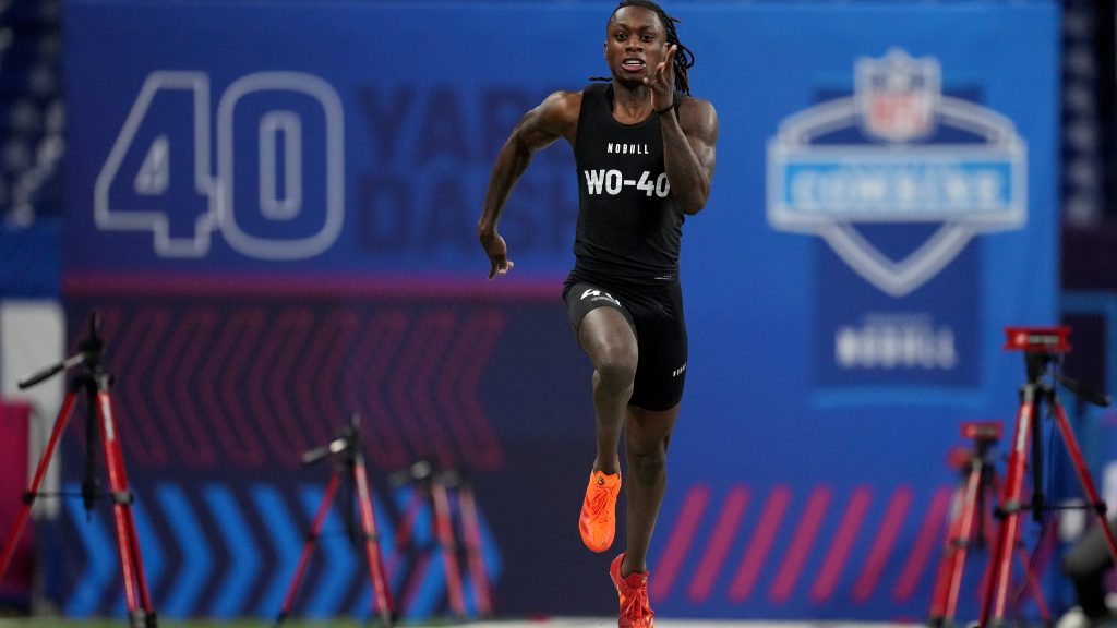 Texas’ Xavier Worthy learning he broke the 40-yard dash record