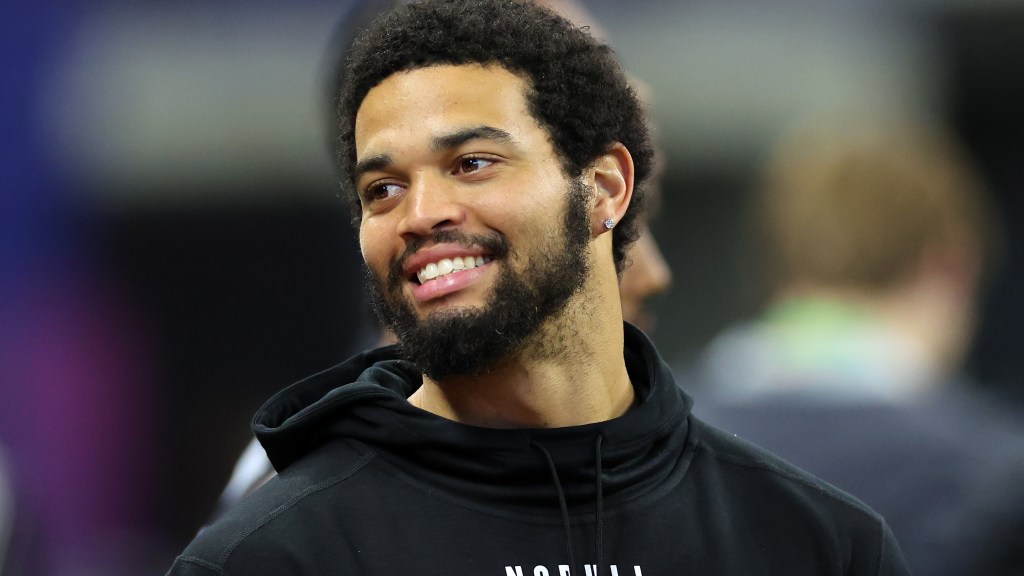 Caleb Williams met with Bears front office and current players