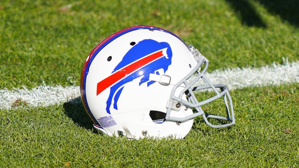 Buffalo Bills sign local UB product Joe Andreessen