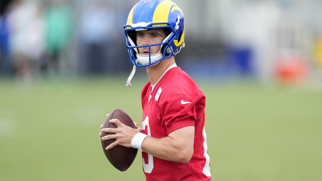 Former Georgia QB Stetson Bennett returns to practice for the Rams
