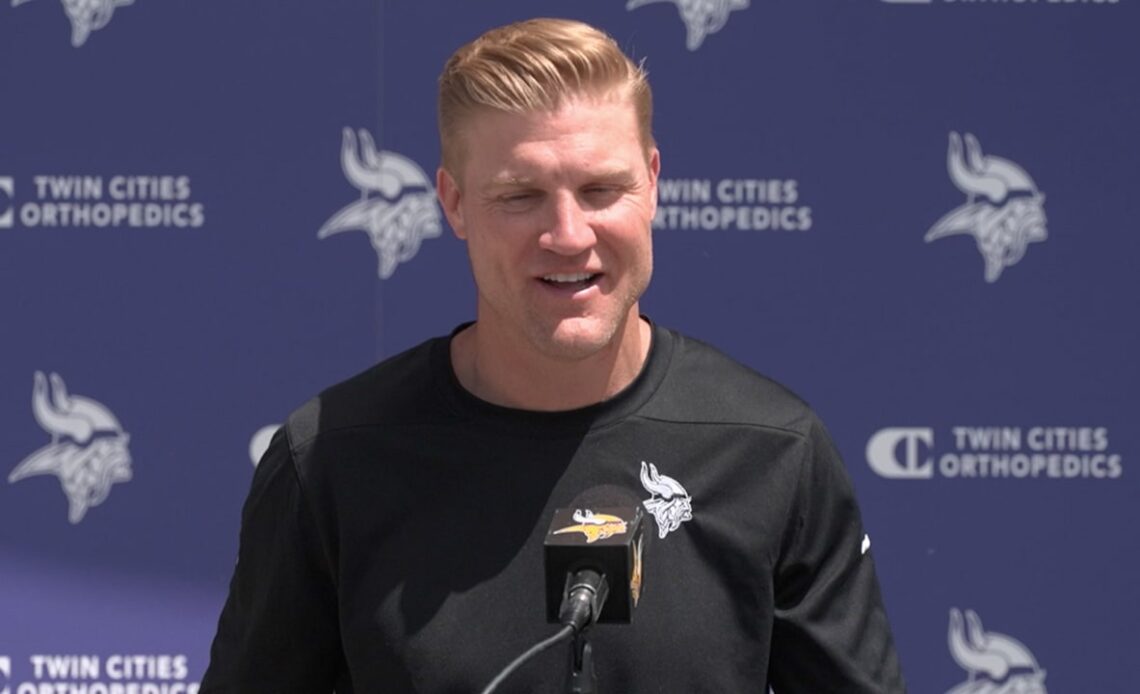 Quarterbacks Coach Josh McCown on Joining the Vikings, Working With Sam Darnold and J.J. McCarthy and More
