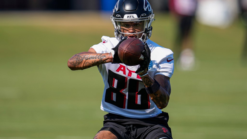 Steelers waive former Falcons WR Keilahn Harris
