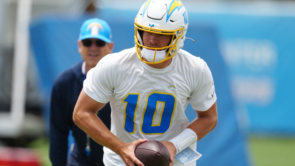 What are Chargers’ current odds to make playoffs in 2024?