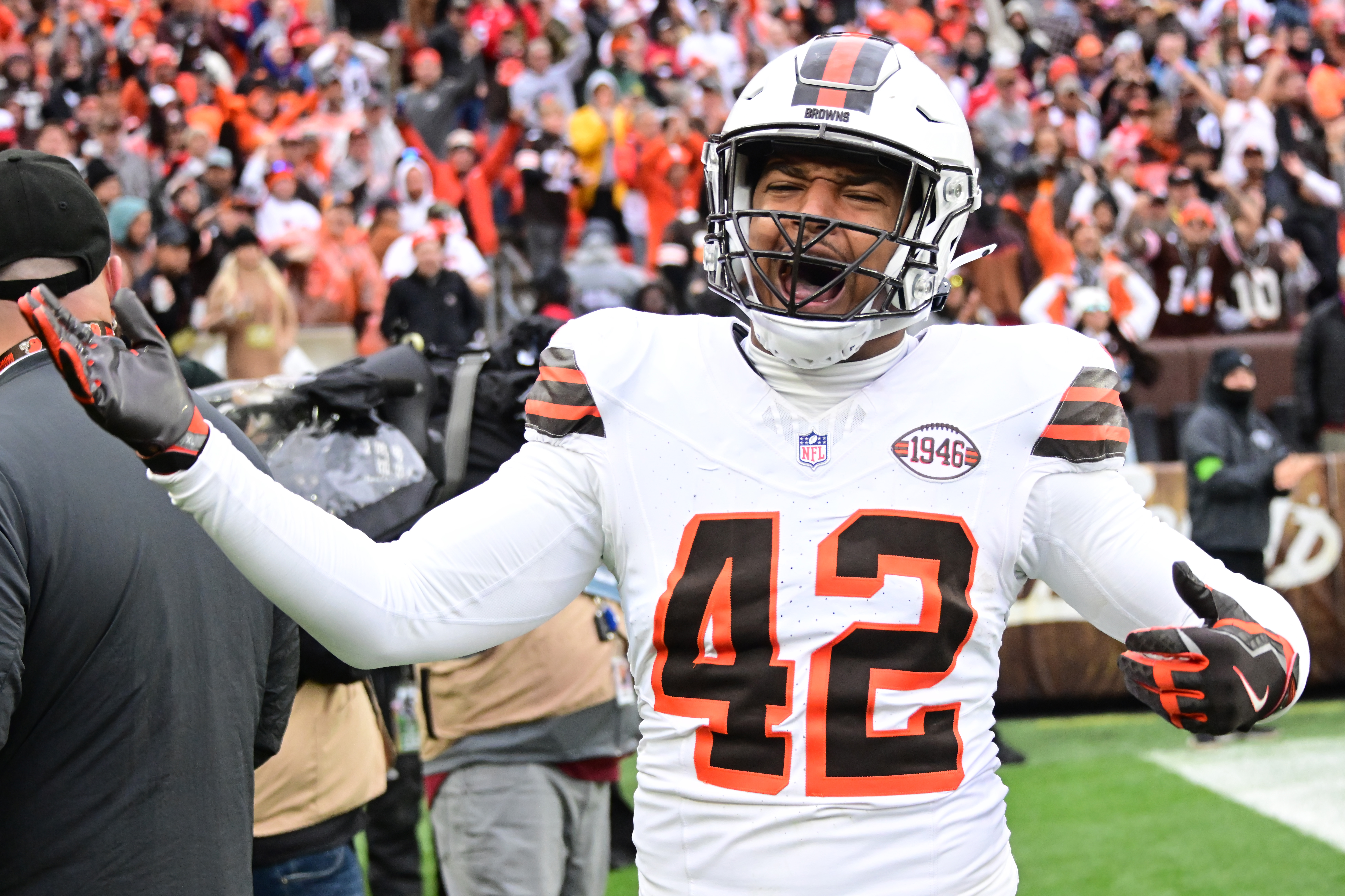 Browns Deshaun Watson Bailey Zappe