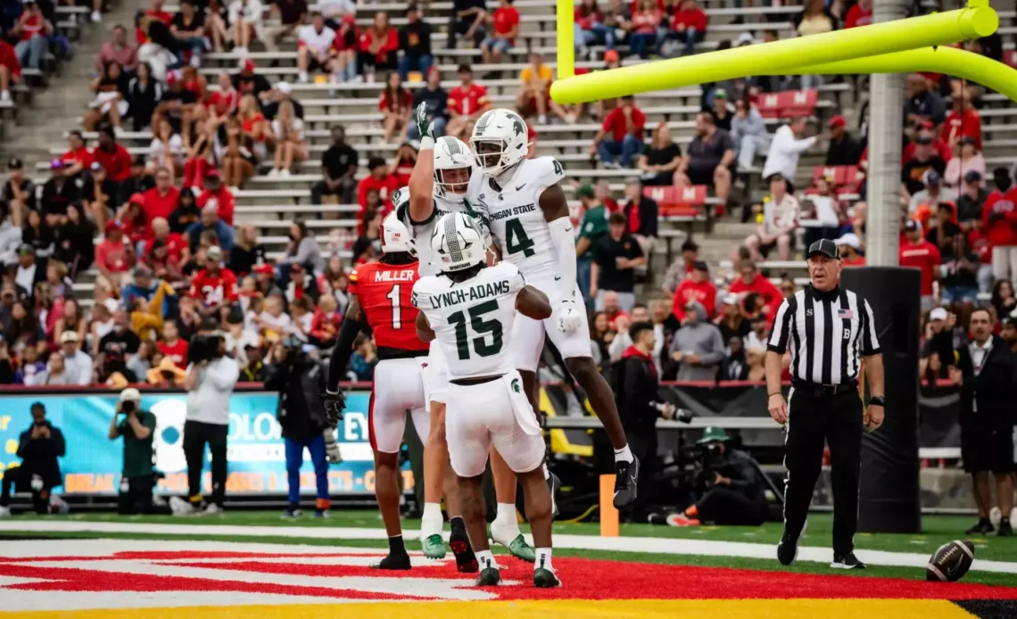 Jaron Glover TD celebration