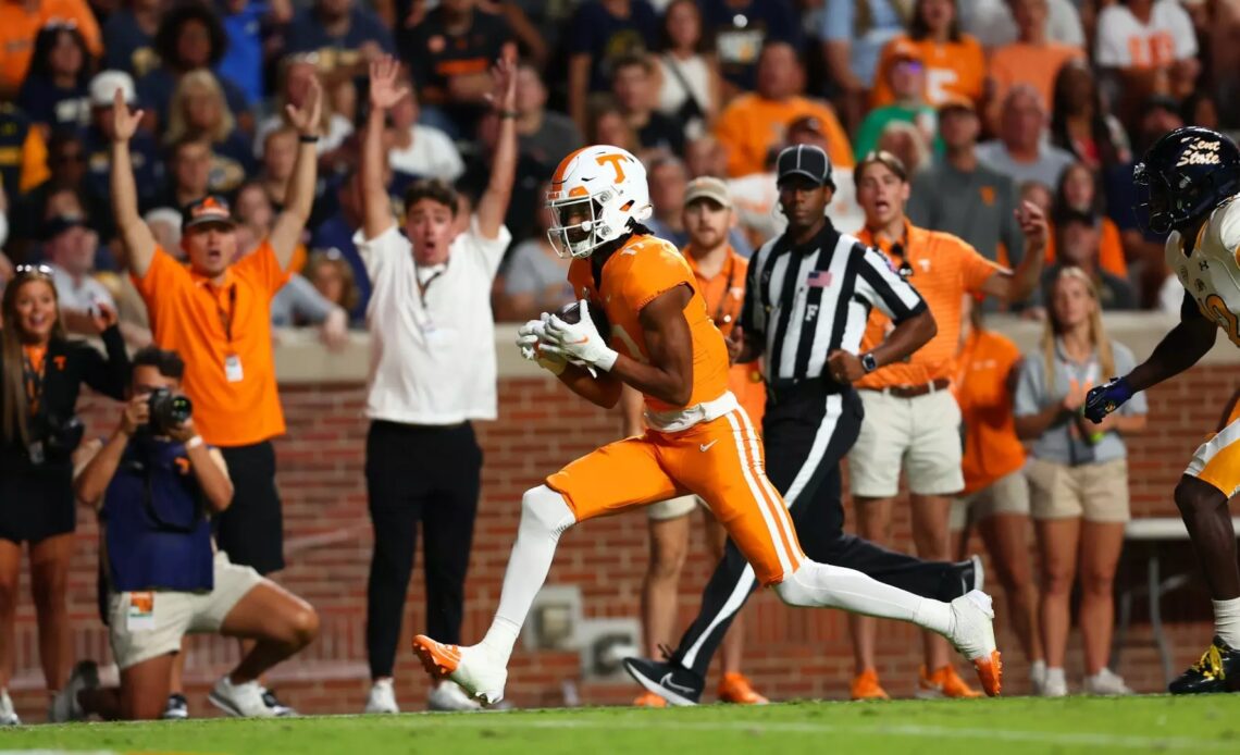 KNOXVILLE, TN - SEPTEMBER 14, 2024 - A touchdown by Chris Brazzell II during the game between the Kent State Golden Flashes and the Tennessee Volunteers at Lindsey Nelson Stadium in Knoxville, TN. Photo By Kyndall Williams/Tennessee Athletics