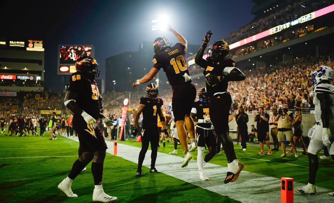 Football Welcomes Utes for Key Big 12 Tilt